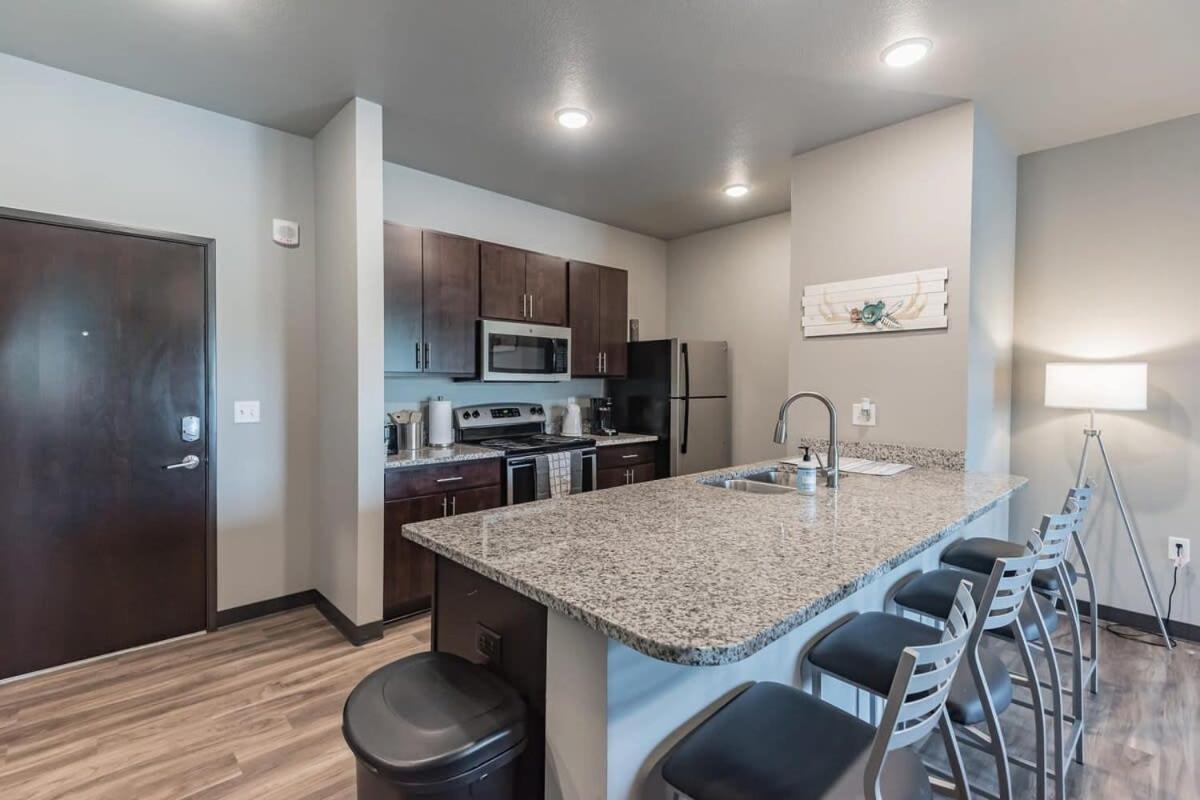Spacious 2Br Suite Plus Patio Near Iowa State Ames Exterior foto